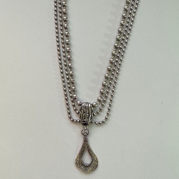 Sterling Silver - Silpada - Triple Strand Necklace - Picture 2 of 7